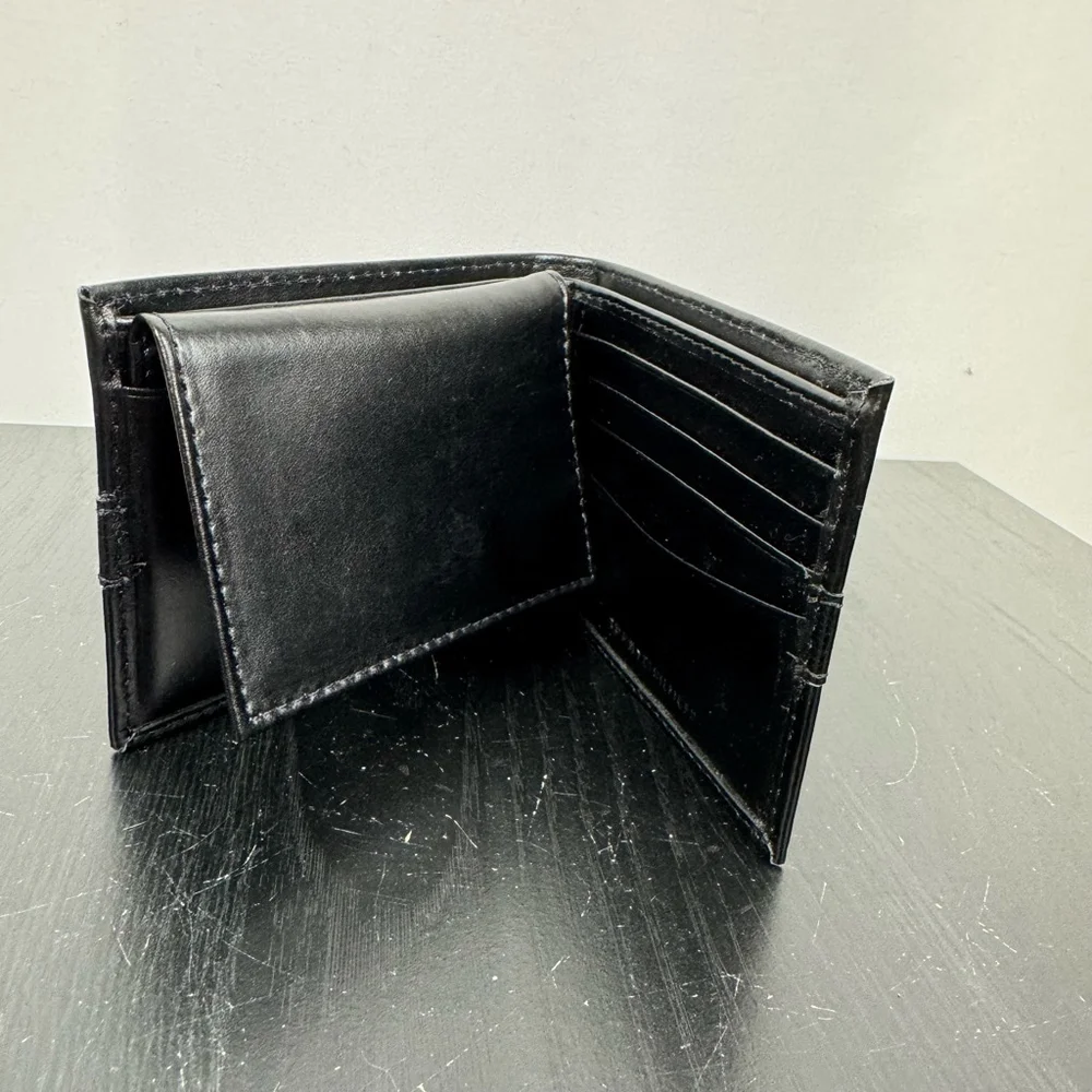Tommy Hilfiger Ranger Mens Wallet Black Leather Slim Bifold Card Holder Logo NWT